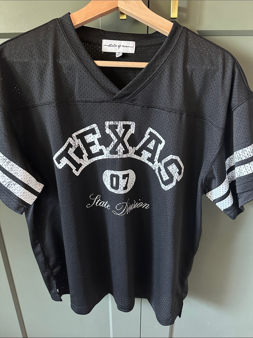Black 'Texas 07' Short Sleeve V-Neck Graphic Jersey Tee